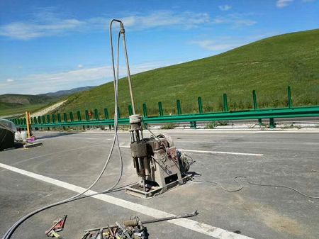 南雄公路地基基础注浆加固